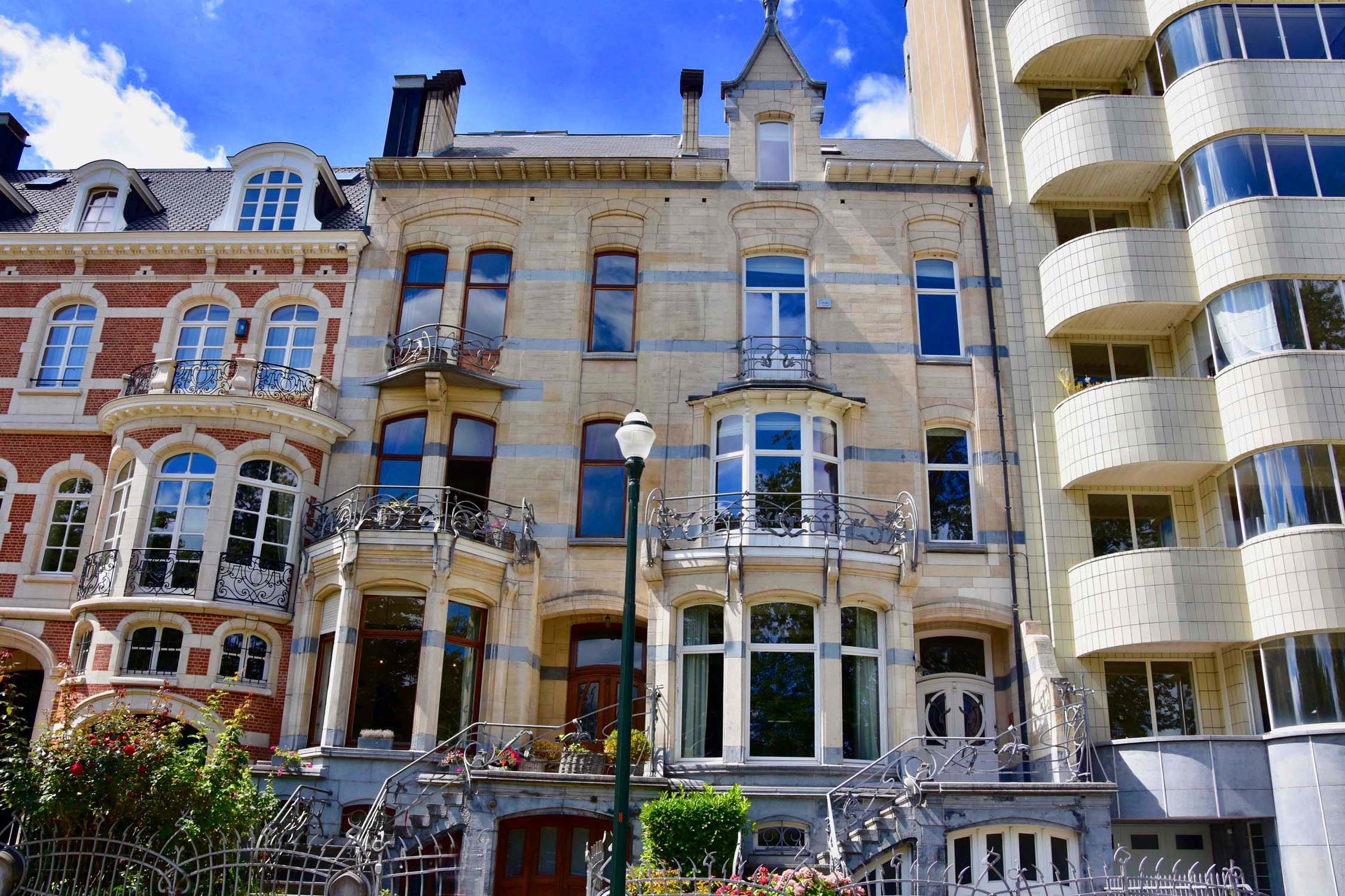 IXE31 Art Nouveau terraced houses by Blerot