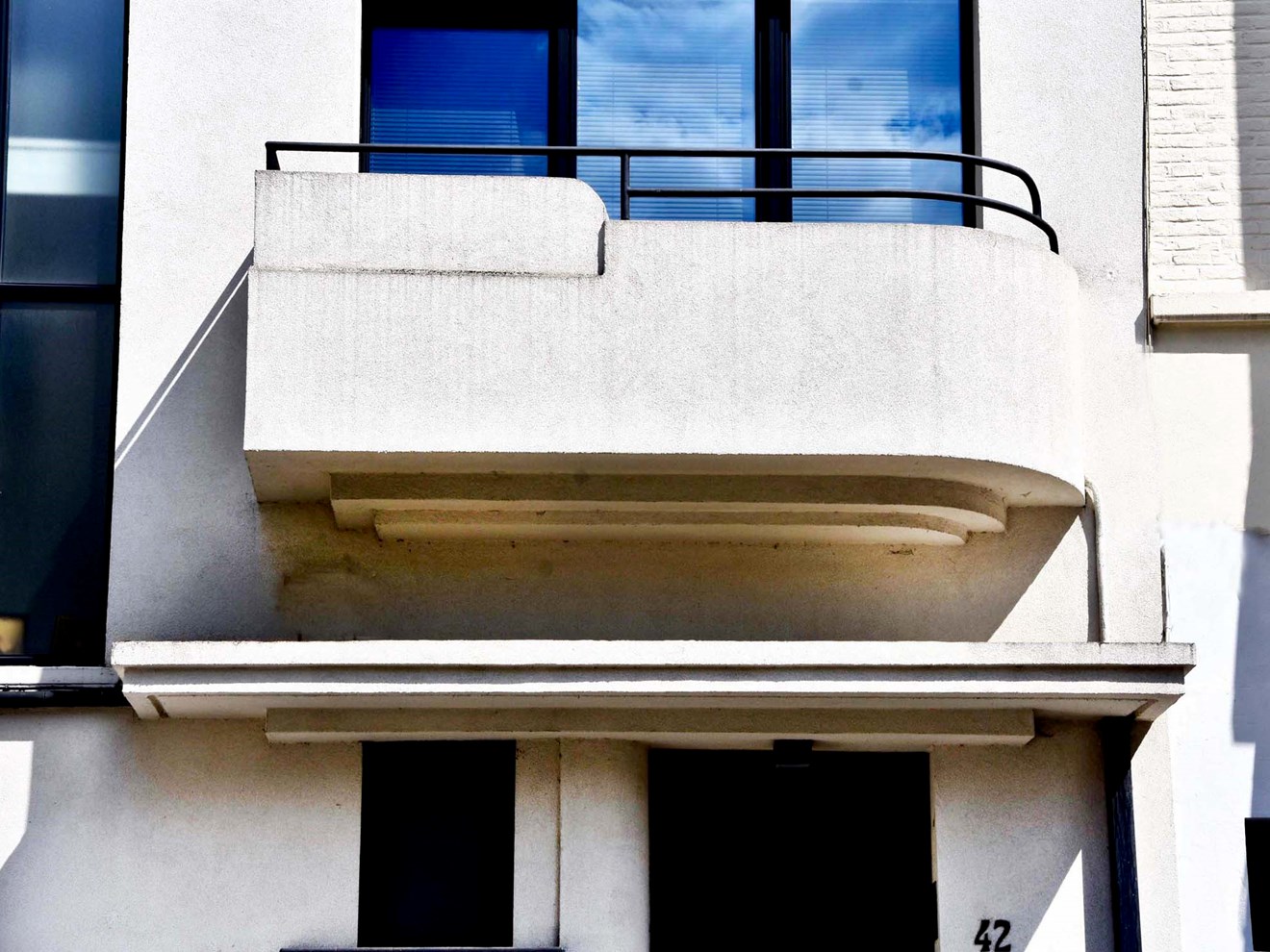 UCC27 Maison moderniste de style Paquebot