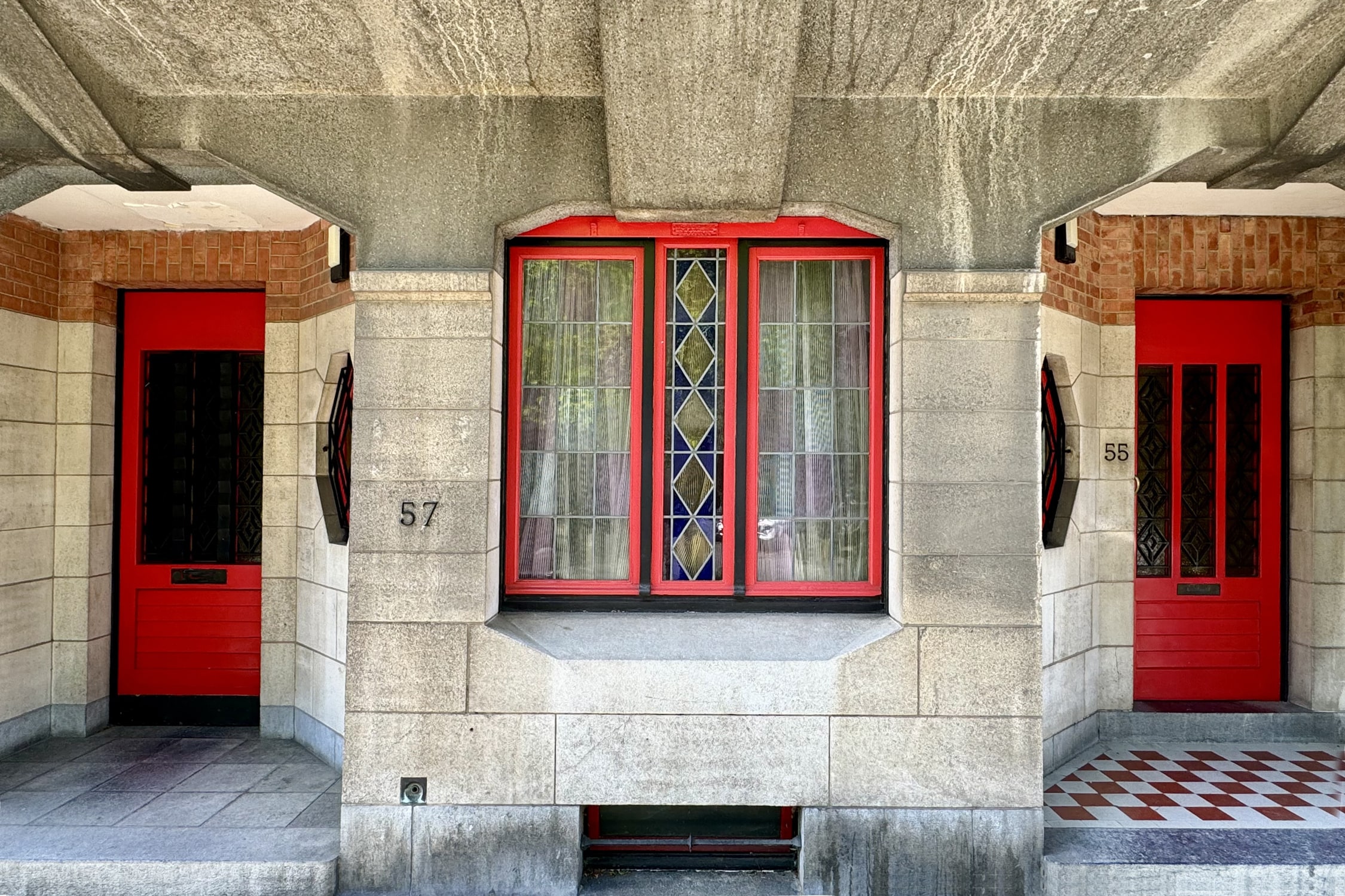 FOR21 Art Deco apartment building by Diongre