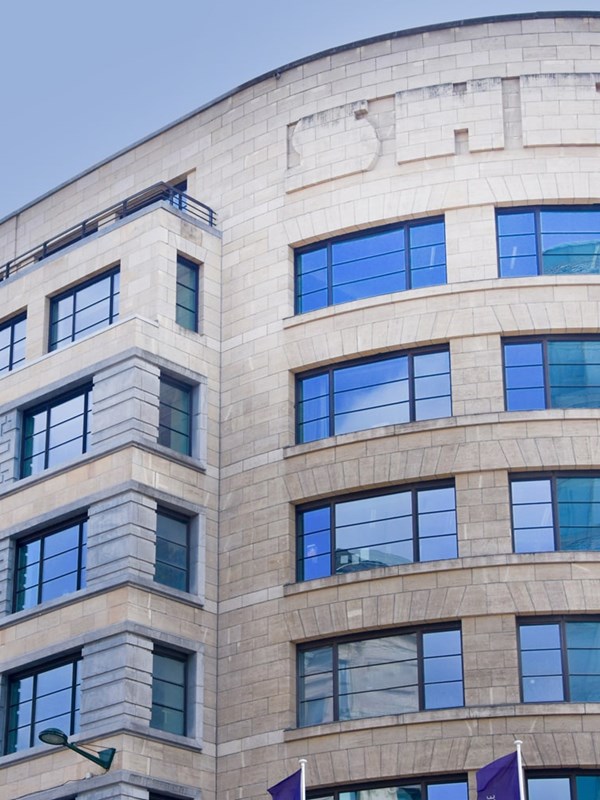 Shell Building | Admirable Facades - Admirables Facades