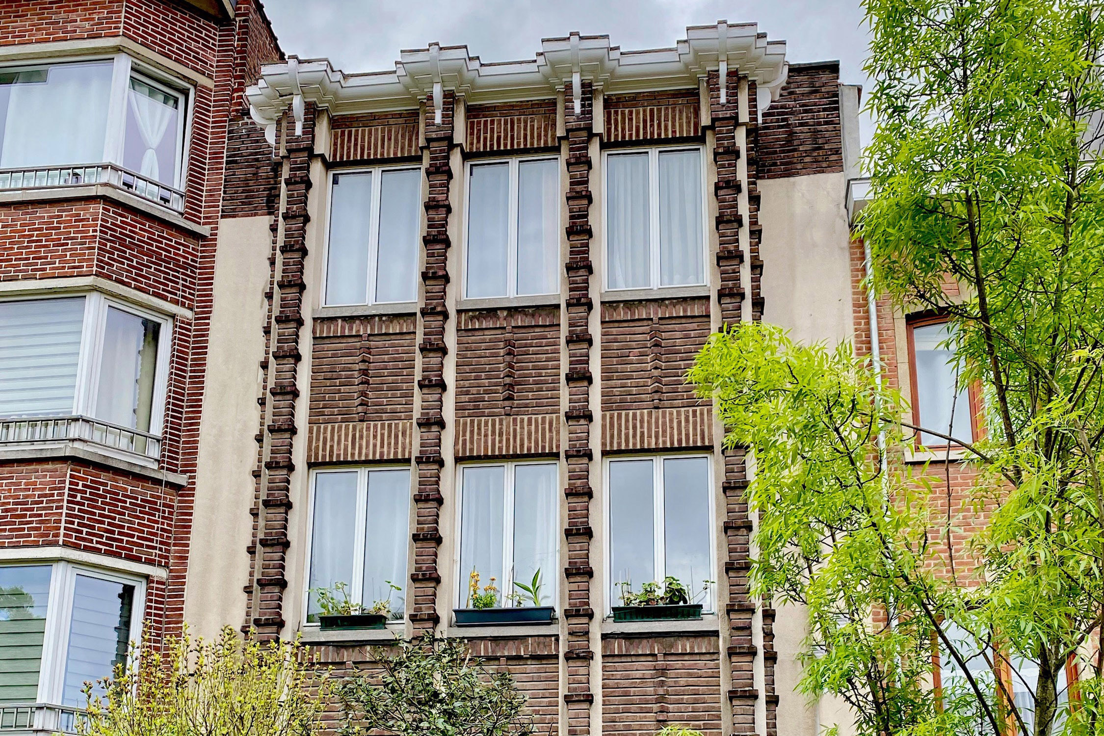 WSL08 Very astonishing bourgeois house