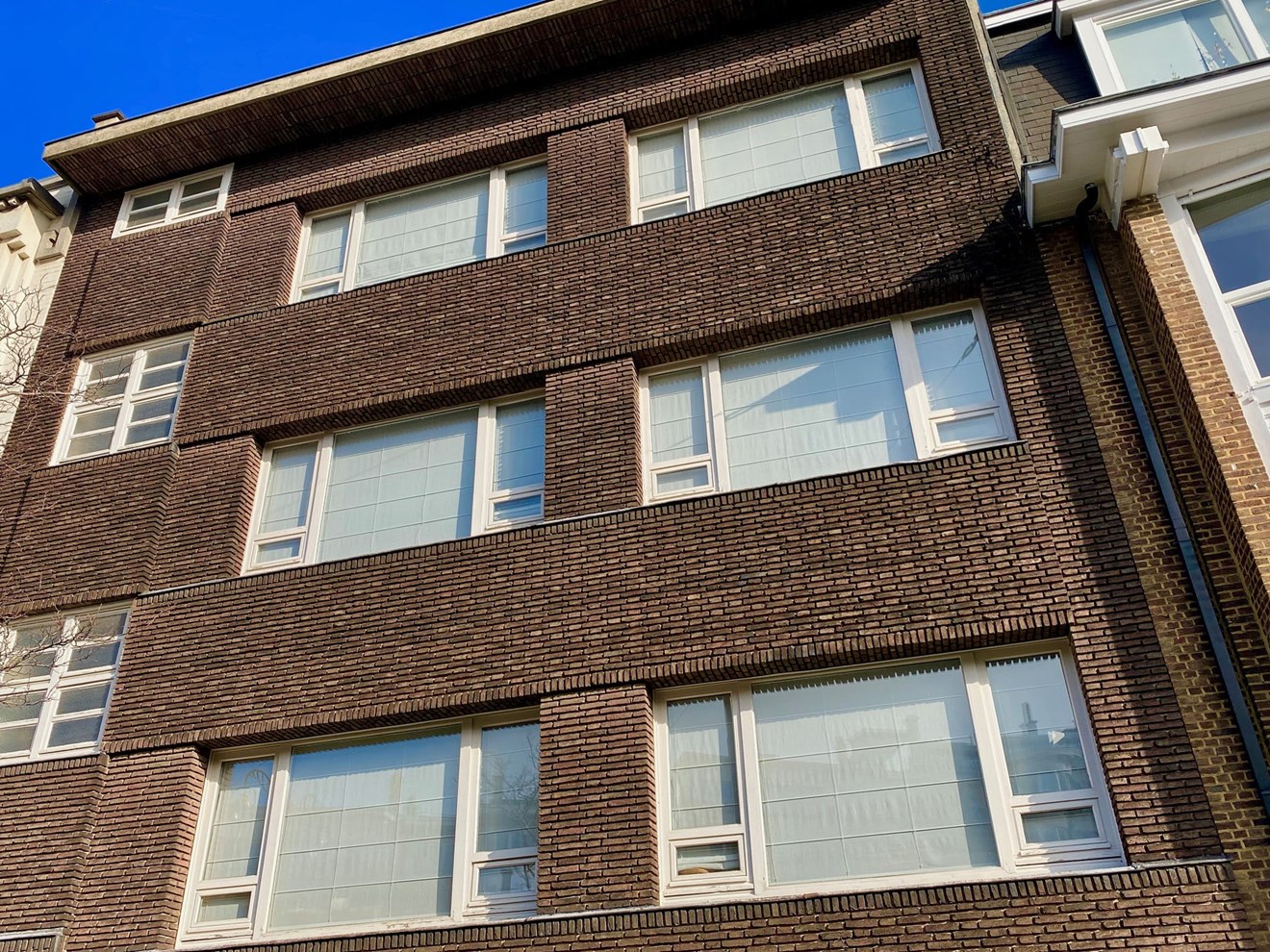 IXE42 Apartment building