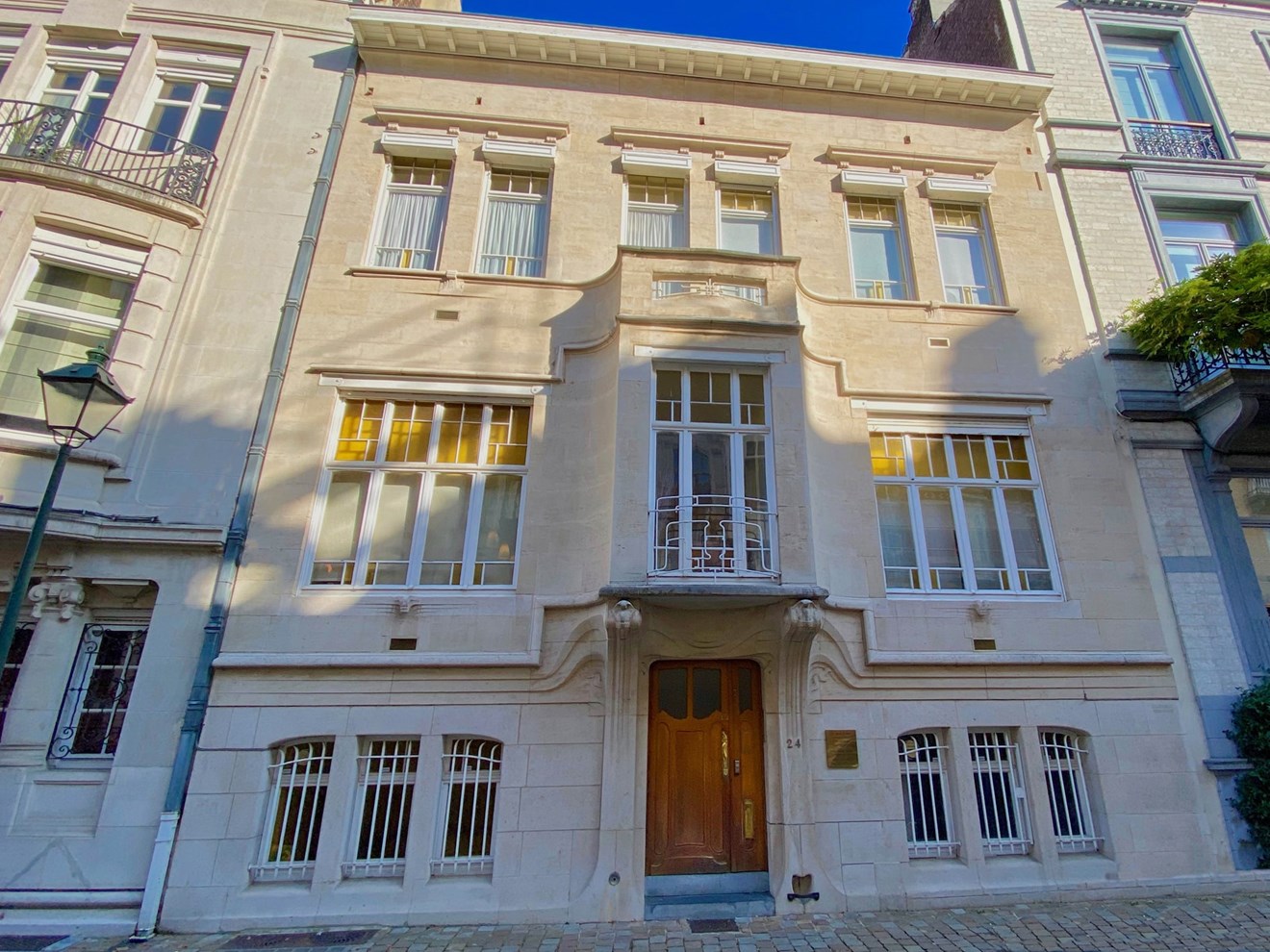 SGI05 Large Art Nouveau house