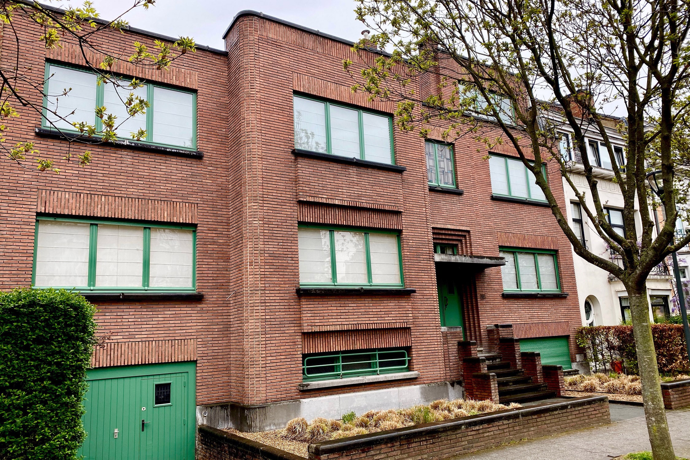 SCH31 Modernist House - Amsterdam School  style