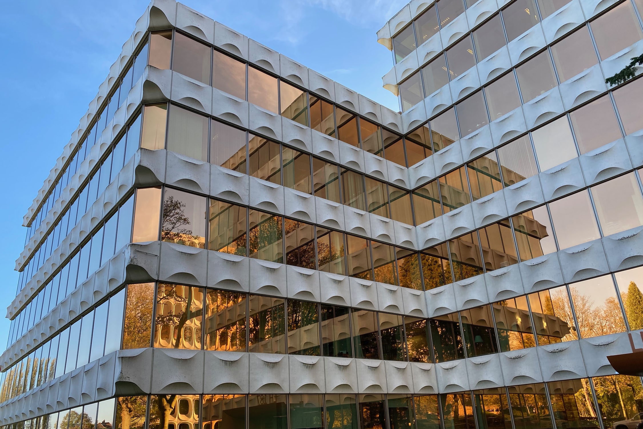 WAT12 Office building LH 187